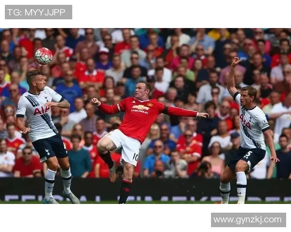 英超第四轮曼联迎战热刺争夺关键三分激战在即 英超第四轮曼联迎战热刺争夺关键三分激战在即